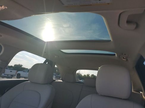 Used 2021 Mercedes-Benz GLC 300 image 30