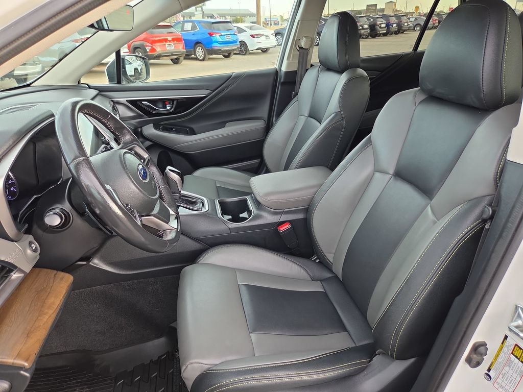 Used 2021 Subaru Outback Onyx Edition XT w/ Tech Package 2 AWD/4WD image 16