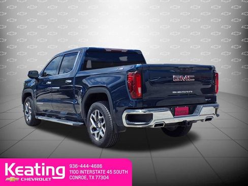 Used 2022 GMC Sierra 1500 SLT w/ SLT Premium Package AWD/4WD image 2