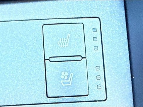 Used 2023 Lexus IS 300 w/ Comfort Package image 19