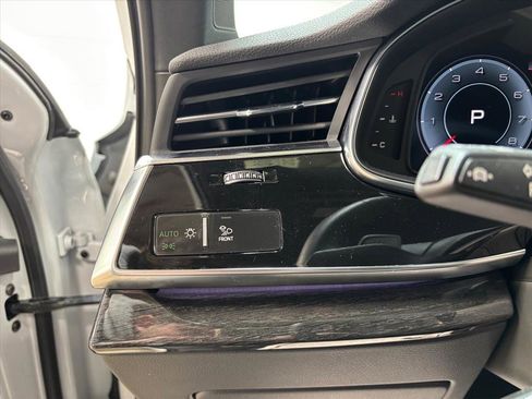 Used 2025 Audi Q7 3.0T Prestige image 20