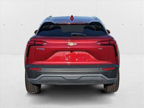 New 2025 Chevrolet Blazer EV LT image 6