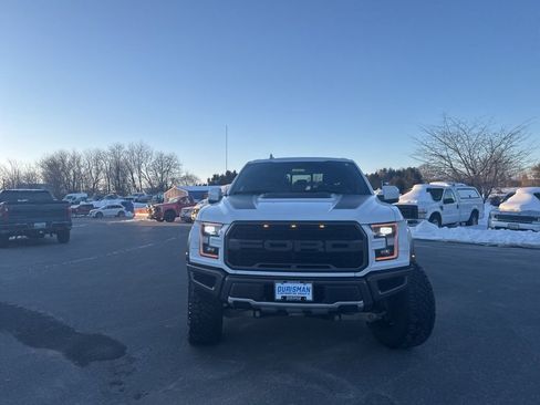 Certified 2019 Ford F150 Raptor w/ Equipment Group 802A Luxury image 2