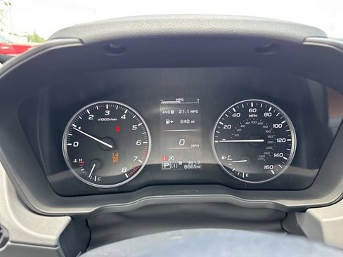 Used 2024 Subaru Crosstrek 2.0i Premium AWD/4WD image 15