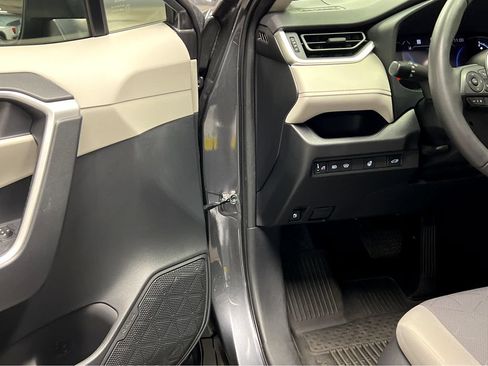 Used 2023 Toyota RAV4 XLE w/ Convenience Package AWD/4WD image 42