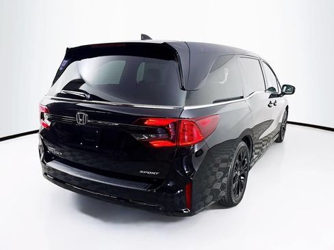 Used 2023 Honda Odyssey Sport image 9