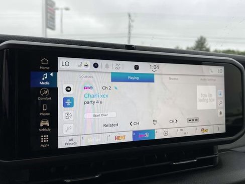 New 2025 Jeep Gladiator Sport image 19