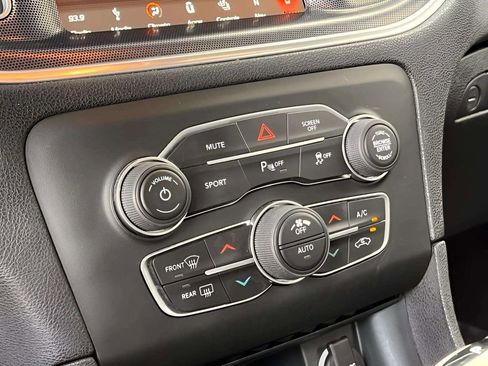 Used 2018 Dodge Charger R/T w/ Navigation & Travel Group RWD image 20