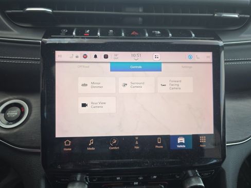 Used 2024 Jeep Grand Cherokee Overland w/ Adv Protech Group III image 24