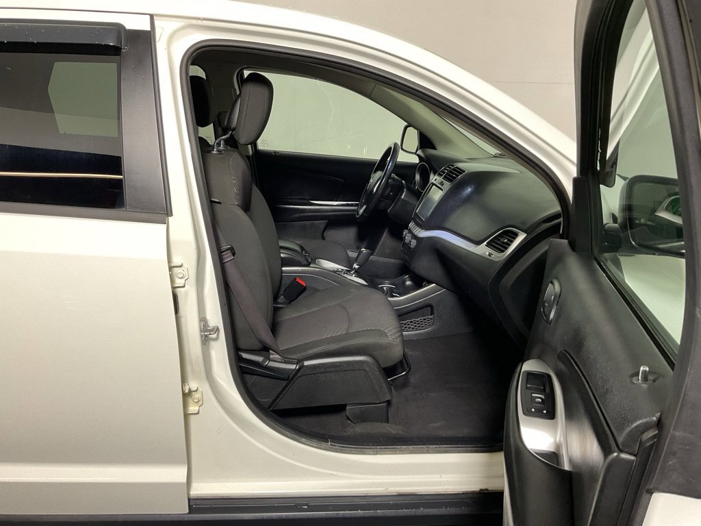 Used 2019 Dodge Journey SE w/ Premium Group AWD/4WD image 34