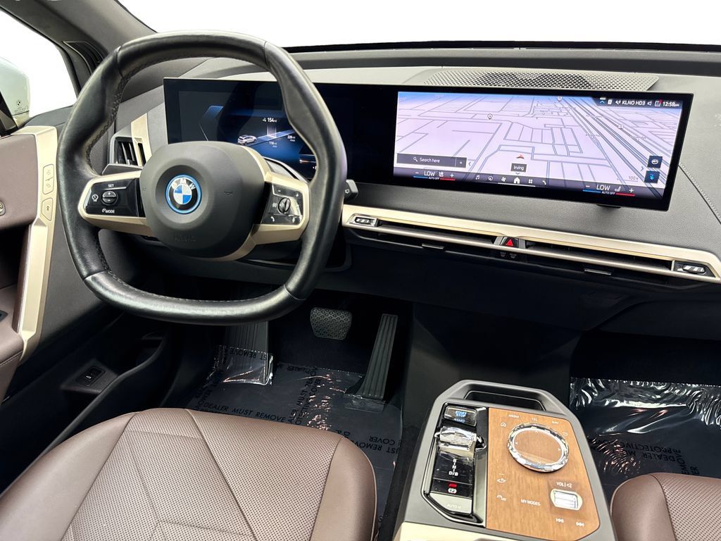 Used 2024 BMW iX xDrive50 w/ Premium Package AWD/4WD image 52