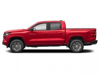 Used 2024 Chevrolet Colorado LT w/ LT Convenience Package II AWD/4WD video 3