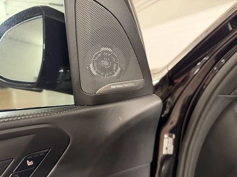 Used 2019 BMW X5 xDrive50i w/ M Sport Package AWD/4WD image 16