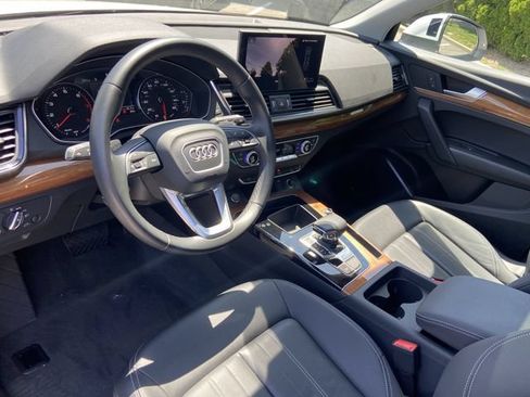 Used 2023 Audi Q5 2.0T Premium w/ Convenience Package AWD/4WD image 25