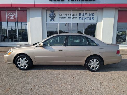 Used 2004 Toyota Avalon XL w/ Option Pkg 1 FWD image 4