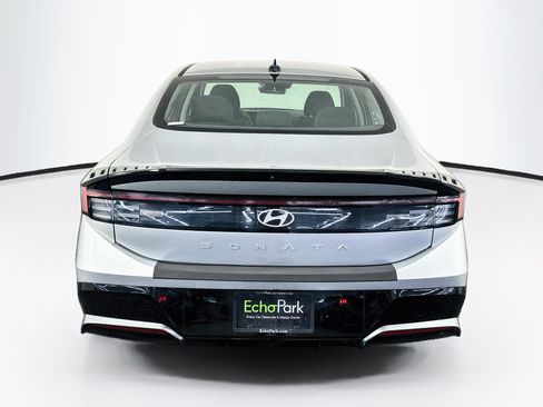 Used 2025 Hyundai Sonata SEL FWD image 7