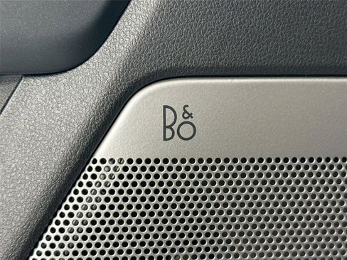 Used 2023 Ford F150 Lariat w/ Equipment Group 502A High image 29