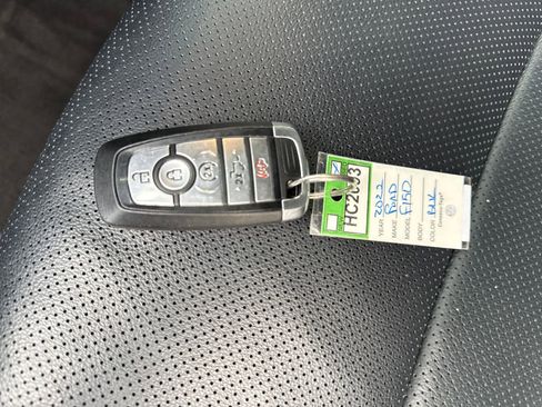 Used 2022 Ford F150 Lariat image 29