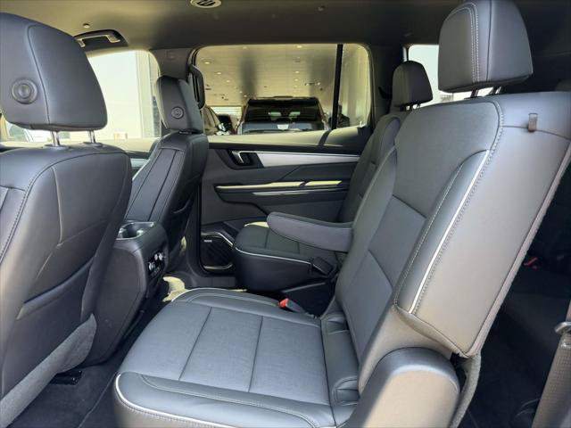 Used 2026 Buick Enclave Preferred w/ Power Package AWD/4WD image 15