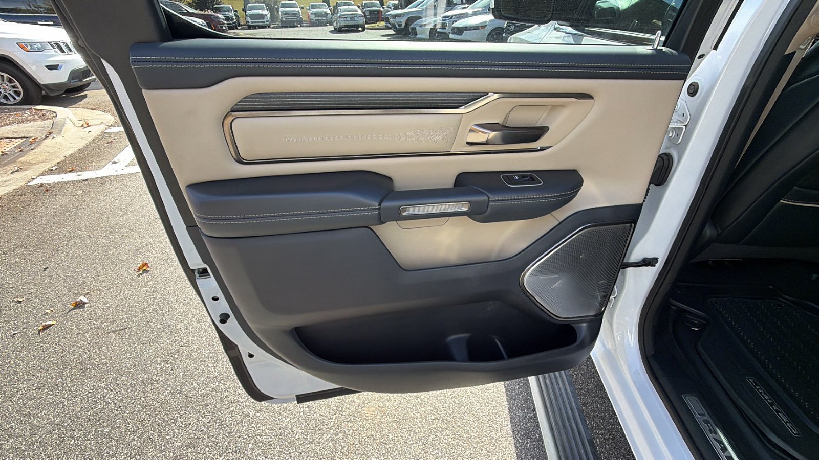 Used 2021 RAM 1500 Limited AWD/4WD image 22