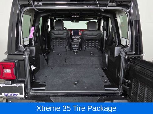 Used 2023 Jeep Wrangler Unlimited Rubicon w/ Xtreme 35 Tire Package image 12