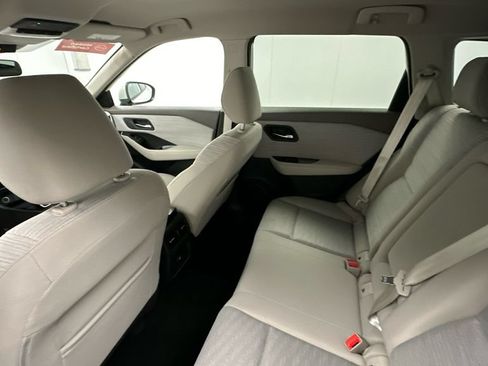Used 2021 Nissan Rogue SV AWD/4WD image 19