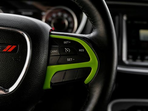Used 2015 Dodge Challenger R/T Plus RWD image 20