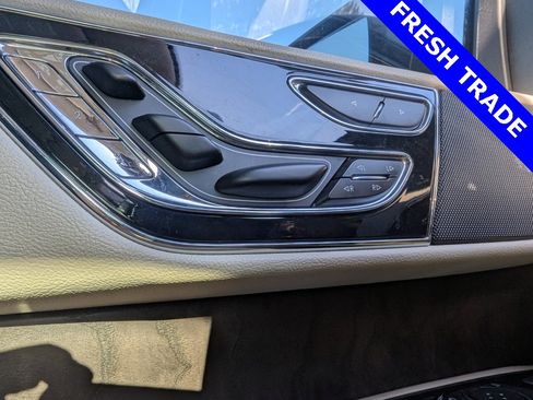 Used 2018 Lincoln Navigator L Reserve w/ Technology Package image 16