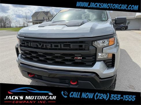 Used 2024 Chevrolet Silverado 1500 Custom Trail Boss w/ LPO, Dark Essentials Package AWD/4WD image 12