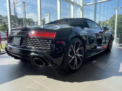 Certified 2023 Audi R8 V10 performance w/ Premium Package RWD image 6