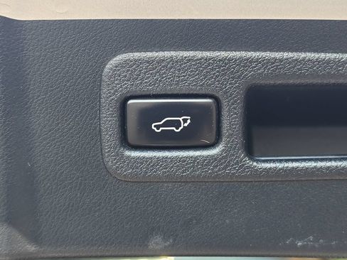 Used 2015 Lexus NX 200t AWD w/ Premium Package image 16