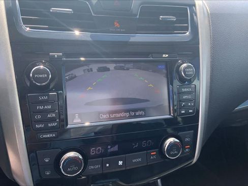 Used 2014 Nissan Altima 3.5 SL w/ Technology Package FWD image 26