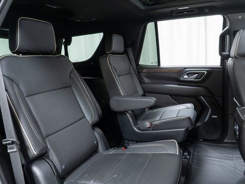 Used 2023 Chevrolet Tahoe Premier w/ Premium Package 2 image 24