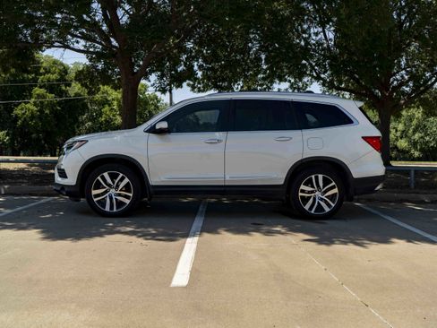 Used 2018 Honda Pilot Elite image 6