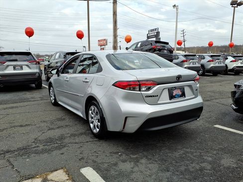 Certified 2023 Toyota Corolla LE image 4