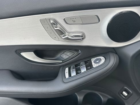 Certified 2022 Mercedes-Benz GLC 300 w/ Premium Package Lite image 11