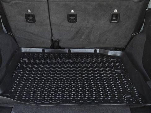 Used 2022 Jeep Wrangler Unlimited Sport image 10