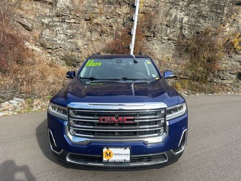 Certified 2023 GMC Acadia SLE w/ Driver Convenience Package image 2