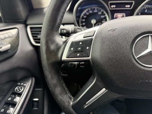 Used 2015 Mercedes-Benz ML 350 4MATIC image 32