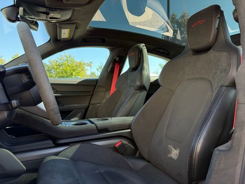 Certified 2025 Porsche Taycan GTS image 5