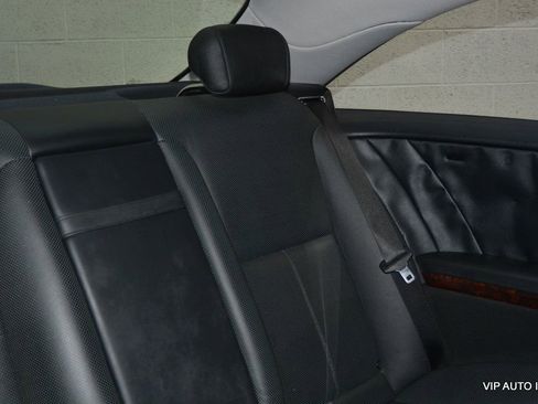 Used 2010 Mercedes-Benz CL 550 4MATIC image 19