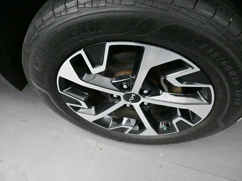 Used 2023 Kia Sportage EX AWD/4WD image 9