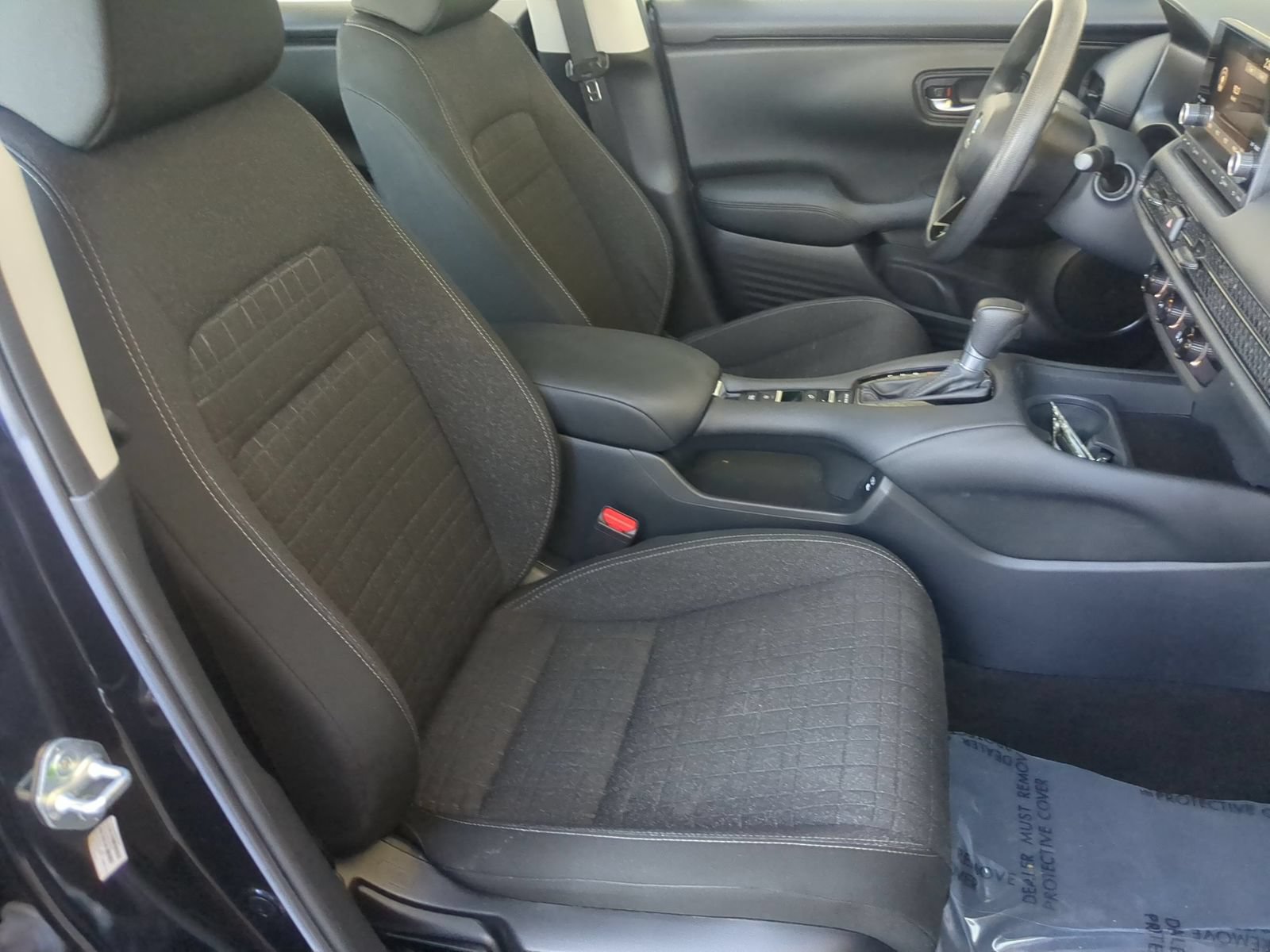 Used 2024 Honda HR-V LX image 28
