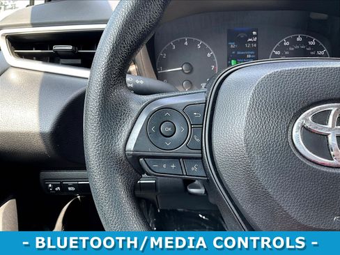 Used 2024 Toyota Corolla LE FWD image 11