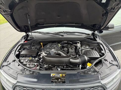 Used 2025 Dodge Durango GT AWD/4WD image 24