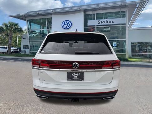 New 2026 Volkswagen Atlas SE FWD image 5