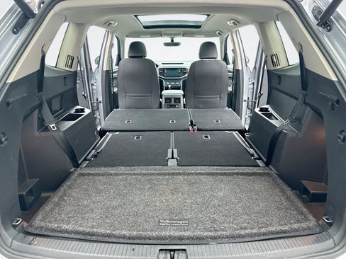 Used 2023 Volkswagen Atlas SE w/ Panoramic Sunroof Package AWD/4WD image 24