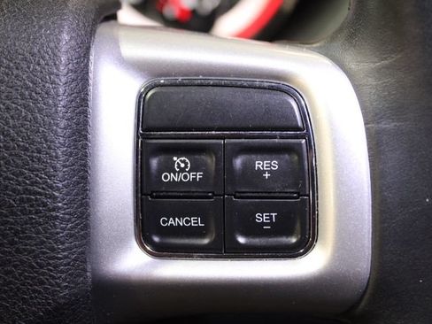 Used 2016 Dodge Grand Caravan R/T FWD image 31