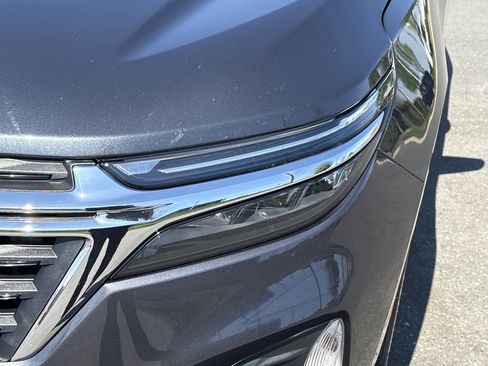 Used 2023 Chevrolet Equinox LT image 11