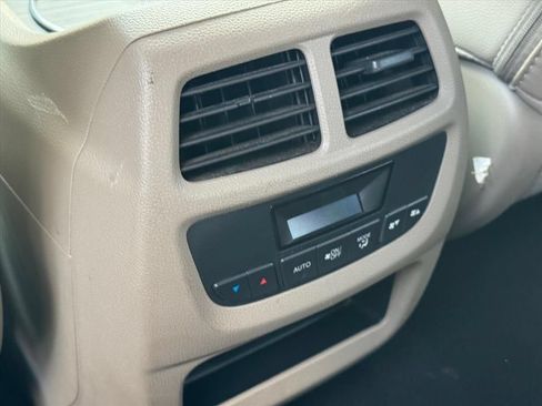 Used 2017 Honda Pilot EX-L image 14